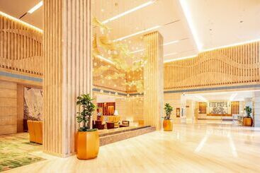 Hotel Holiday Inn Neijiang Riverside, An Ihg