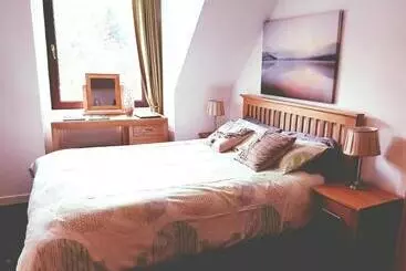 ホテル The Boat House Guesthouse