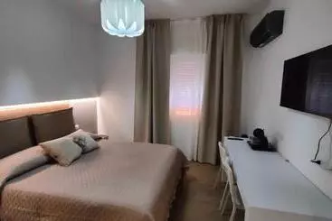 ペンション Chiarina Rooms