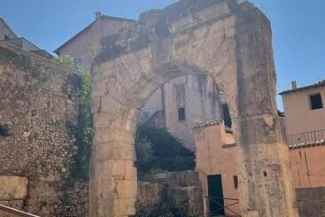 Bed and Breakfast Bonne Nuit Terracina