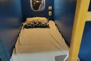 Albergue лидер хаус хостел