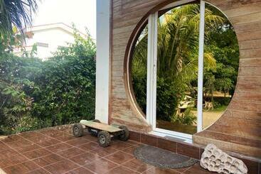 فندق صغير Iguana Budged Room Stop N Go Surf