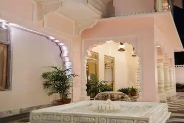ホテル Dev Mahal   A Boutique Heritage