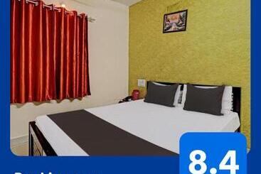 Hotel Super Oyo Flagship Sai Palace