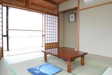 Fujiwara Ryokan