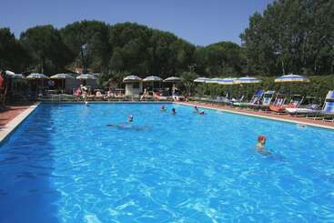 בית מלון כפרי Camping Badiaccia Village