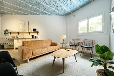 A Troita Hostel Only Pilgrims Solo Peregrinos