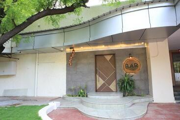 Hotell Tamil Nadu Tirunelveli