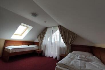 پانسیون Villa Cassandra