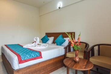 בית מלון כפרי Suraksha Stay Whitefield