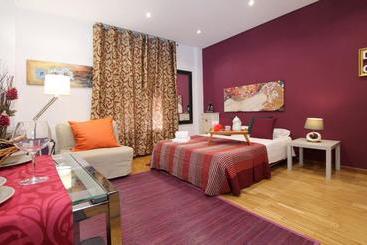 Apartamentos Conde Duque Decó