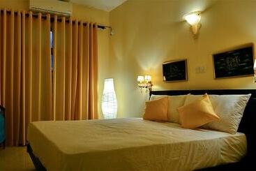 בית מלון כפרי Fort Thari Inn