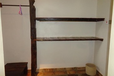 هتل Weru Weru River Lodge