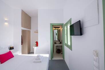 Villas White Orchid Cave House & Studio