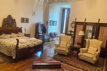 مبيت وإفطار Château Saint Chartier