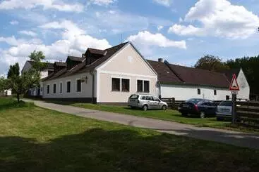 ペンション Penzion Na Hradečku