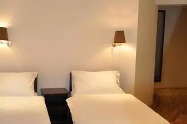 Motel Tara Mb