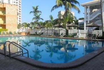 酒店 Surf Rider Resort