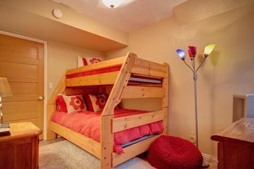 דירות לתיירים 14th Street Townhouses #2