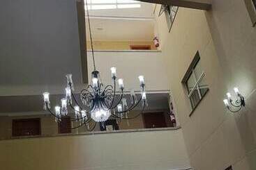 هتل Barbur Center