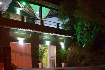 ホテル Pousada Manancial Búzios