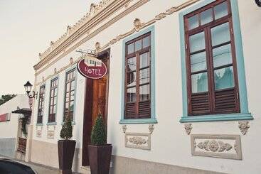 ホテル Vila Nova Do Príncipe