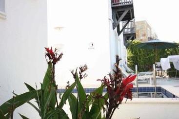 فندق Emelce Apart