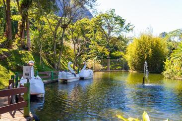 Resort Bomtempo Ii Chales By Castelo Itaipava