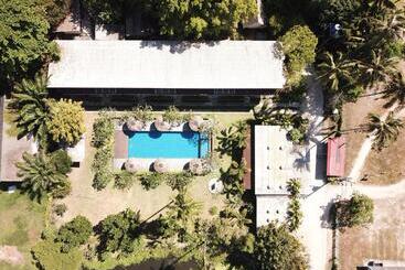 The Nidhra Boutique Resort