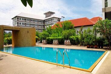 J Park Hotel   Sha Extra Plus