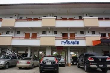 호텔 Kasarin Court