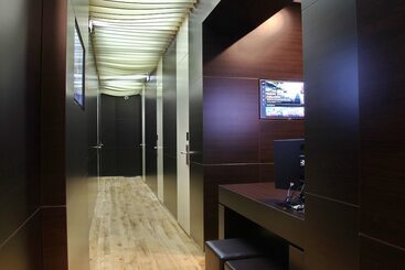 هتل آپارتمان Maccani Luxury Suites