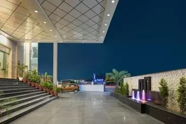 Hotel Cygnett Inn Paras