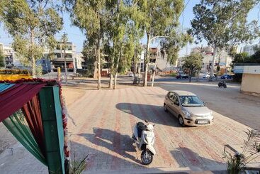 酒店 Royal Regency