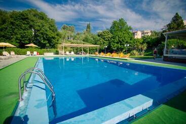 בית מלון כפרי Margarita Apart