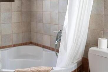 فندق Ninemia Stay& Play