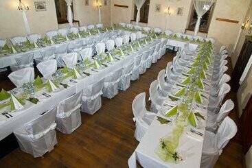 Hotel Penzion U Kriveho Psa