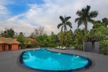 Hotel Taj Corbett Resort And Spa Uttarakhand