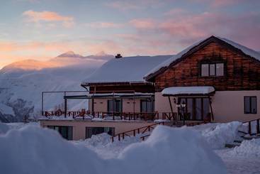 Hotel Alpina