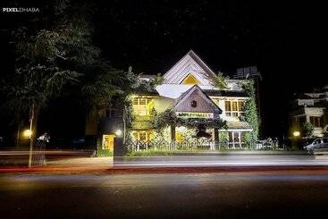 Hotel Apple Valley Resort