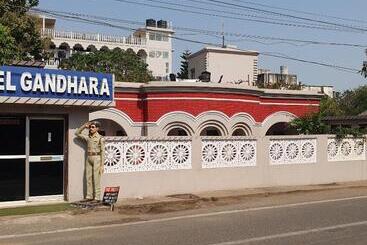 هتل Gandhara