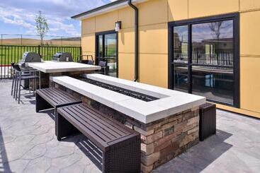 هتل Towneplace Suites By Marriott Gillette