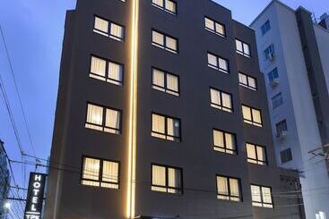 ホテル Tropikalya Prime