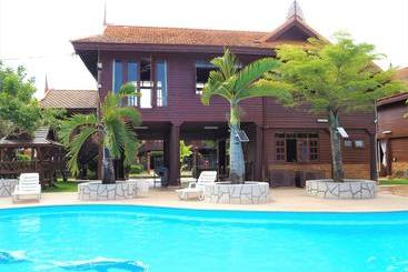 Resort Baan Thai Lanna Pattaya