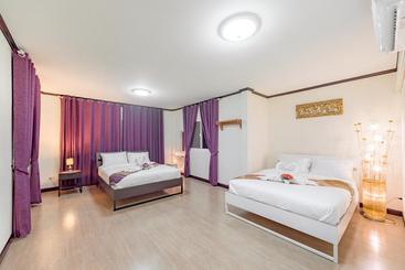 Lomakeskus Baan Thai Lanna Pattaya