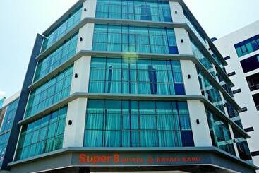 Super 8 Hotel @ Bayan Baru