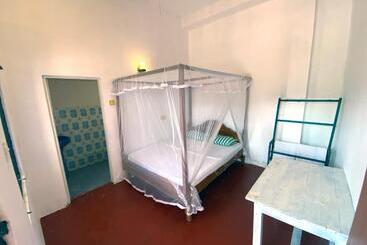 펜션 Asanka Surf House & Resturant