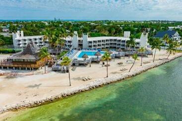 Hotel Caloosa Cove Resort