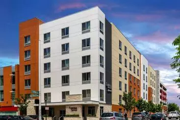 Hotel Fairfield Inn & Suites By Marriott Cincinnati Uptown/university Area