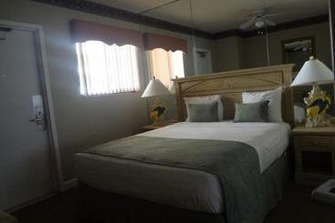 فندق Lighthouse Cove Resort